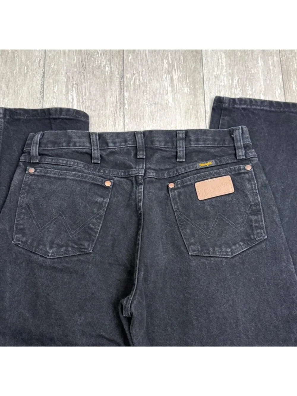 Vintage Mens Wrangler Cowboy Cut Black Straight Leg Denim Jeans Size 32 x 34